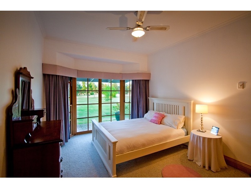 216 Pianta Road, Echuca VIC 3564