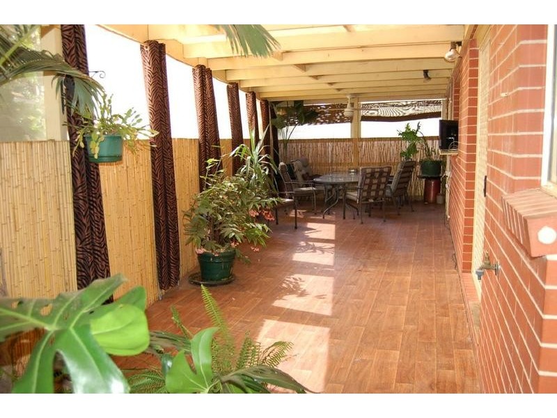 2/9 Rosendale Court, Echuca VIC 3564
