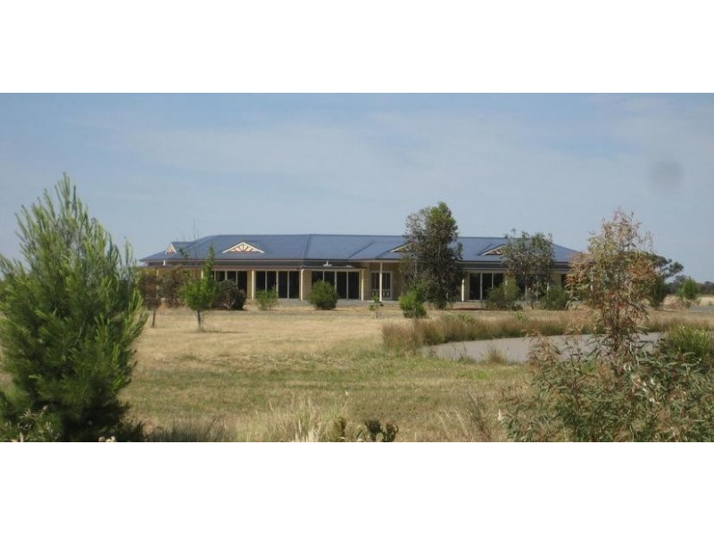 737 Echuca West School Road, Echuca VIC 3564
