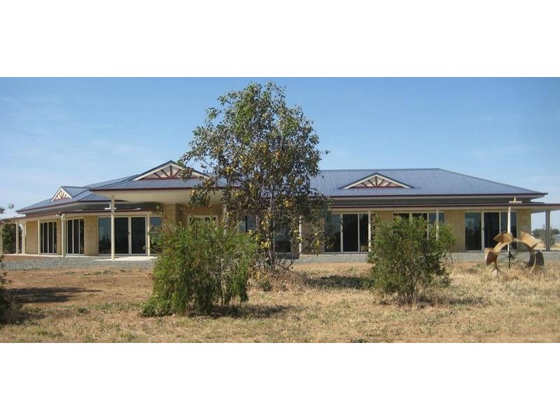 737 Echuca West School Road, Echuca VIC 3564