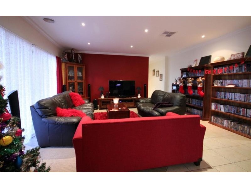 55 Declan Way, Echuca VIC 3564