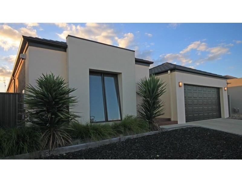55 Declan Way, Echuca VIC 3564