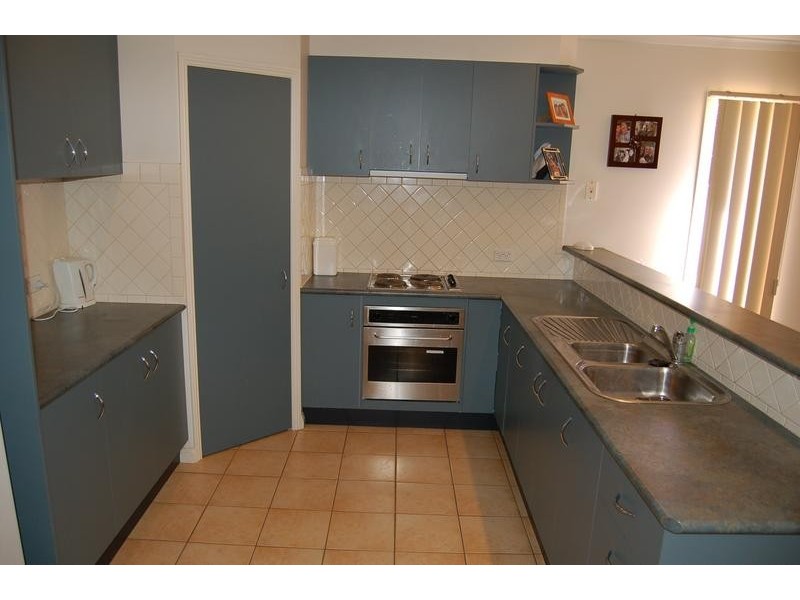 4/2 McDonald Court, Echuca VIC 3564