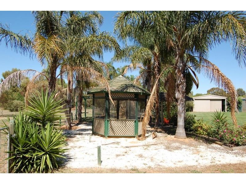 48 River View Court, Echuca VIC 3564