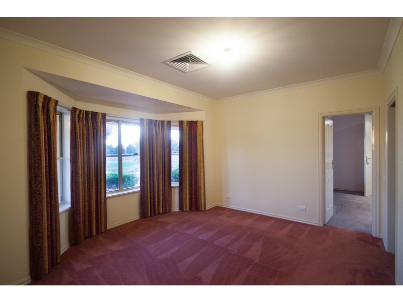 12 Brecon Court, Echuca VIC 3564