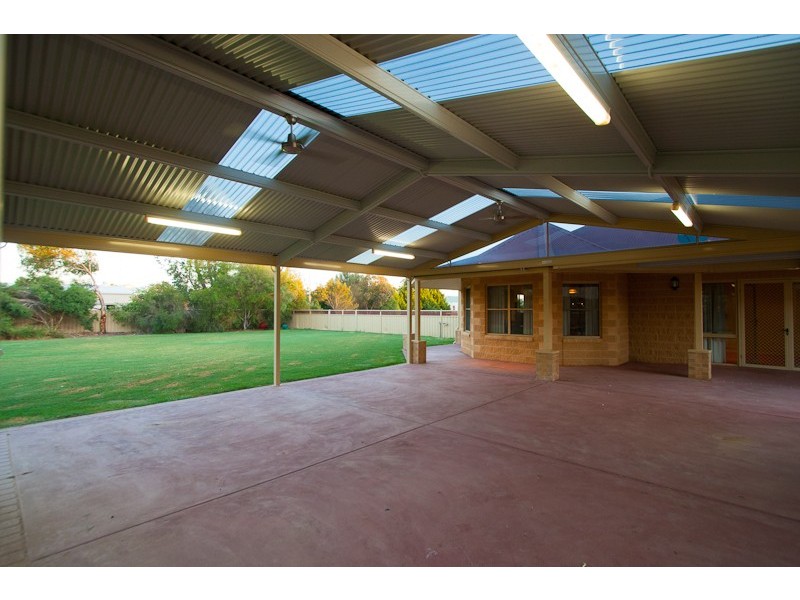 12 Brecon Court, Echuca VIC 3564