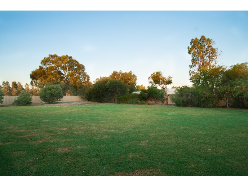 12 Brecon Court, Echuca VIC 3564
