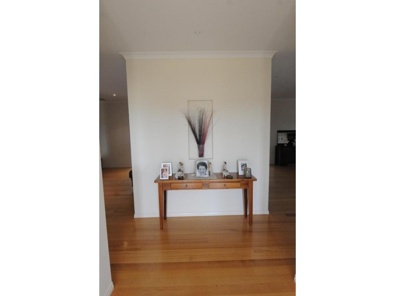 49 Brecon Court, Echuca VIC 3564