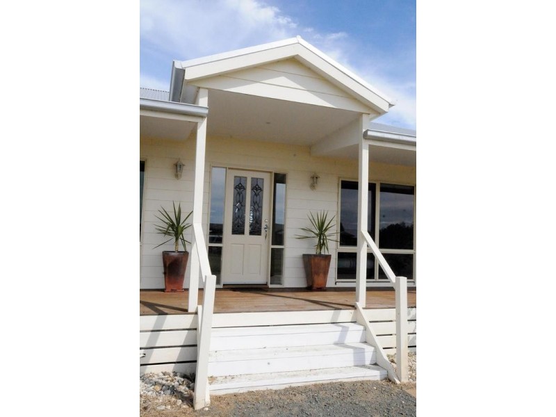 49 Brecon Court, Echuca VIC 3564