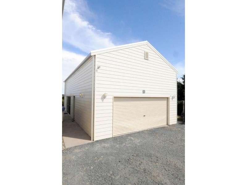 49 Brecon Court, Echuca VIC 3564