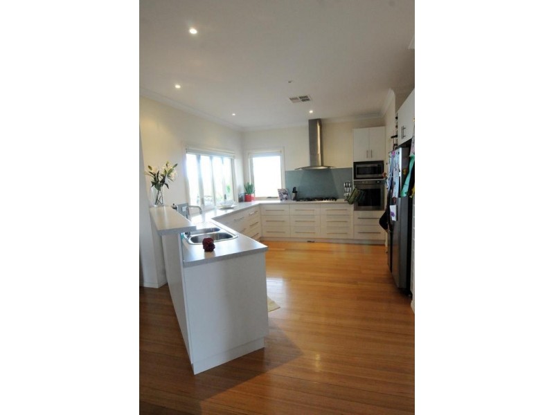 49 Brecon Court, Echuca VIC 3564