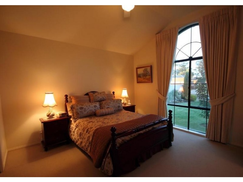 42 Shetland Drive, Moama NSW 2731