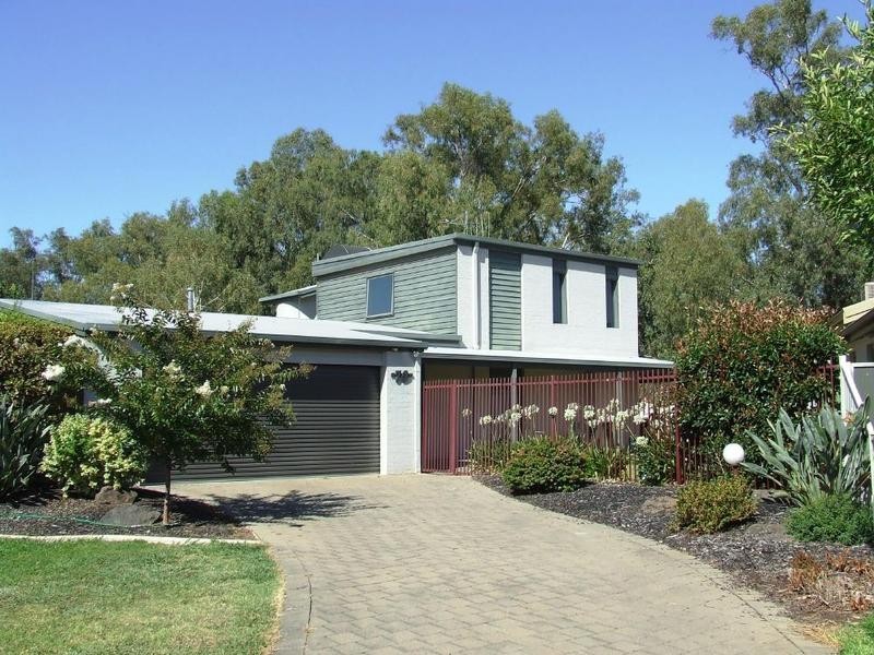 70 Rutley Crescent, Echuca VIC 3564