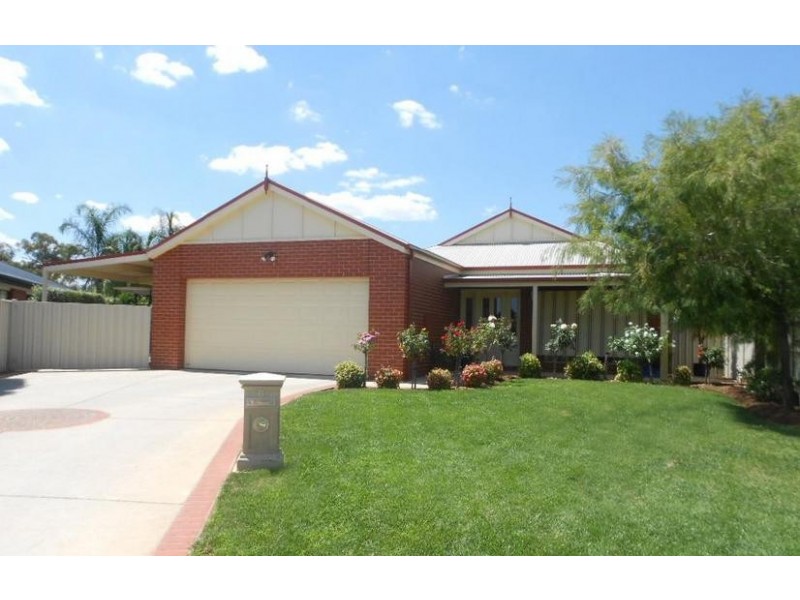 8 Dundee Court, Moama NSW 2731