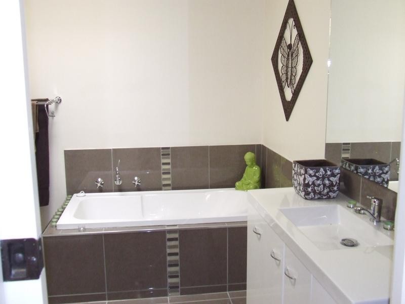 45 Holmes Street, Moama NSW 2731