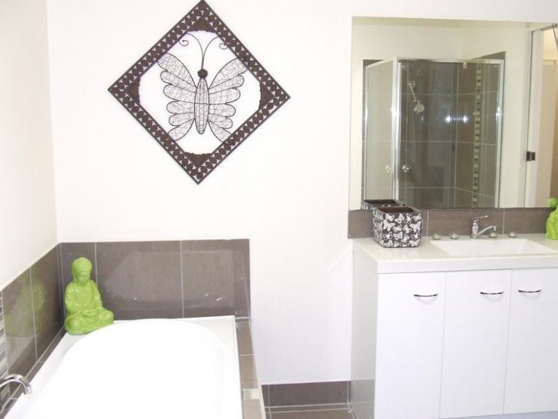 45 Holmes Street, Moama NSW 2731