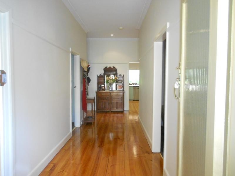 27 Landsborough Street, Echuca VIC 3564