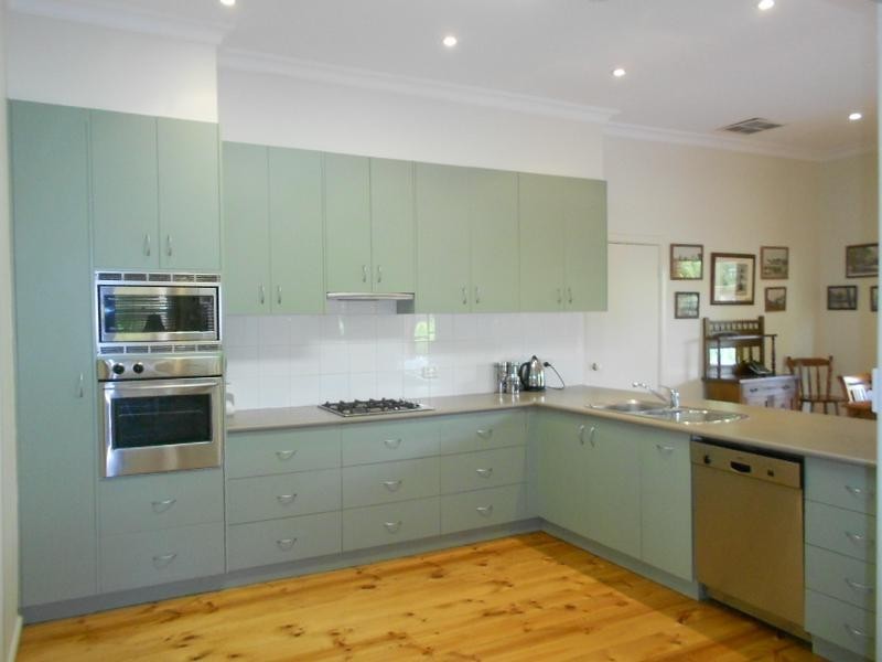 27 Landsborough Street, Echuca VIC 3564