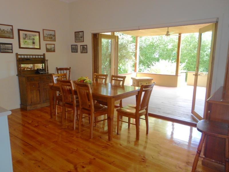 27 Landsborough Street, Echuca VIC 3564
