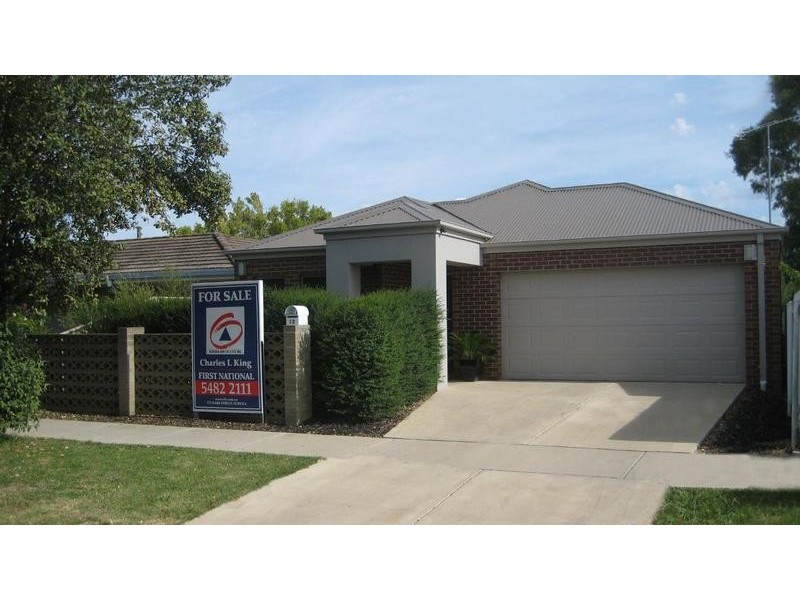 32 Porter Street, Moama NSW 2731