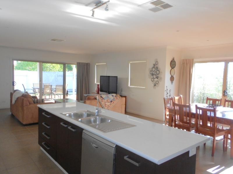 32 Porter Street, Moama NSW 2731