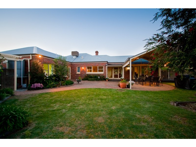 19 Tangey Lane, Echuca VIC 3564