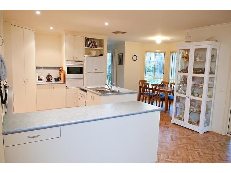 17 Charters Drive, Moama NSW 2731