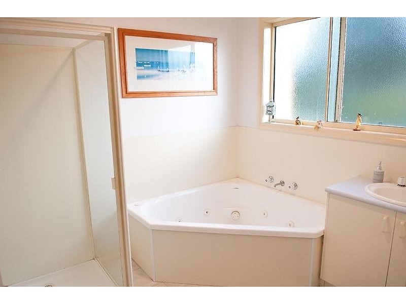 17 Charters Drive, Moama NSW 2731