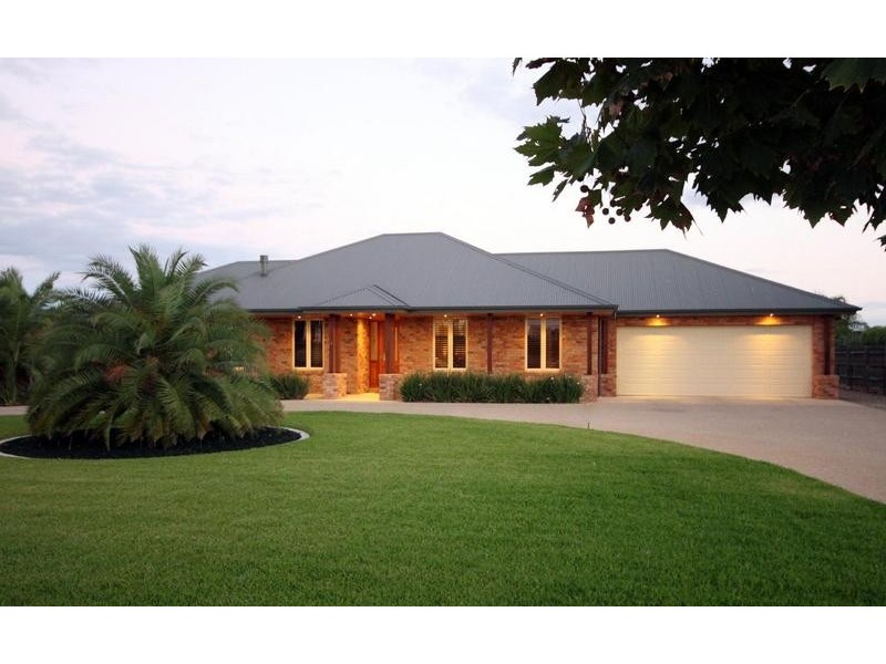 4 Winbi Lane, Moama NSW 2731