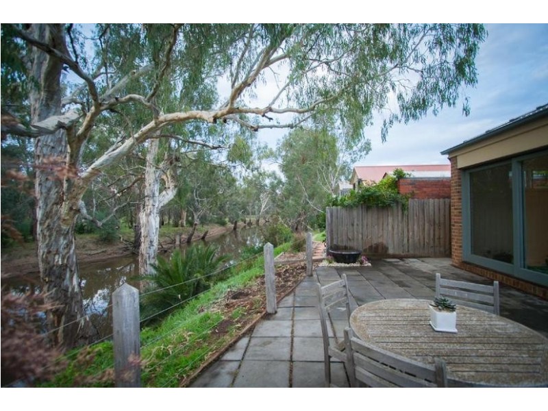 2/1 River Street, Echuca VIC 3564