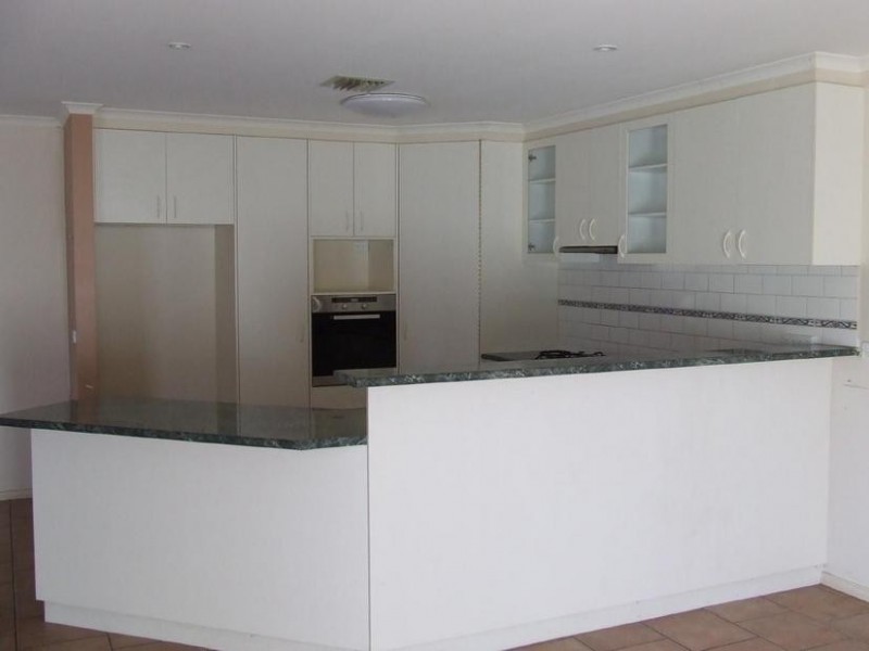 2 Orkney Court, Moama NSW 2731