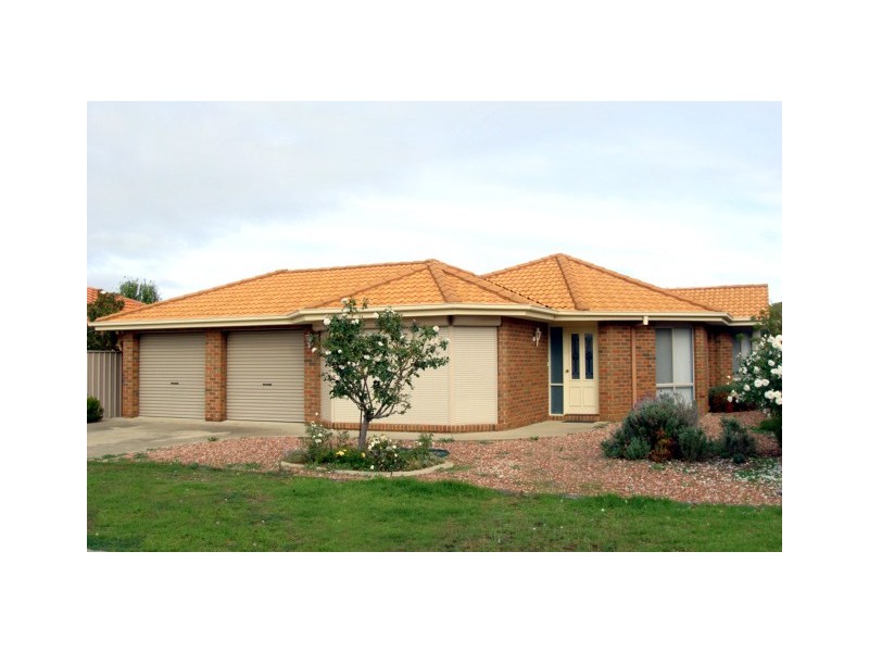 18 Genevieve Avenue, Echuca VIC 3564