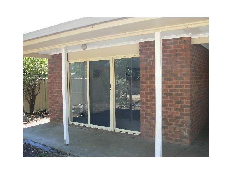 10 Francis Street, Moama NSW 2731