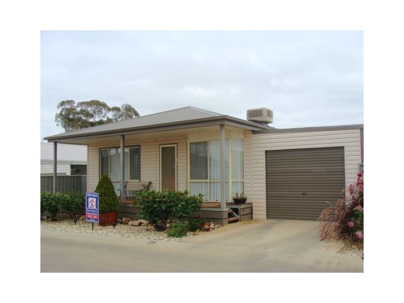 44 Swan Boulevard, Moama NSW 2731