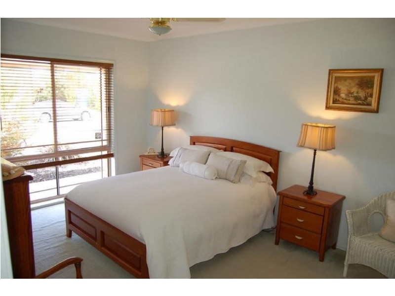 16 Genevieve Avenue, Echuca VIC 3564