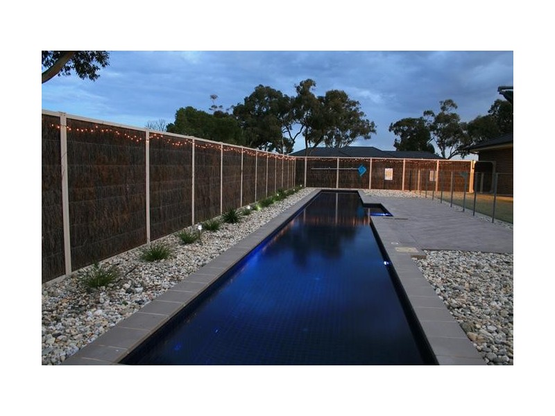 22 Hollara Drive, Moama NSW 2731