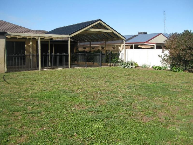 21 Aberdeen Way, Moama NSW 2731