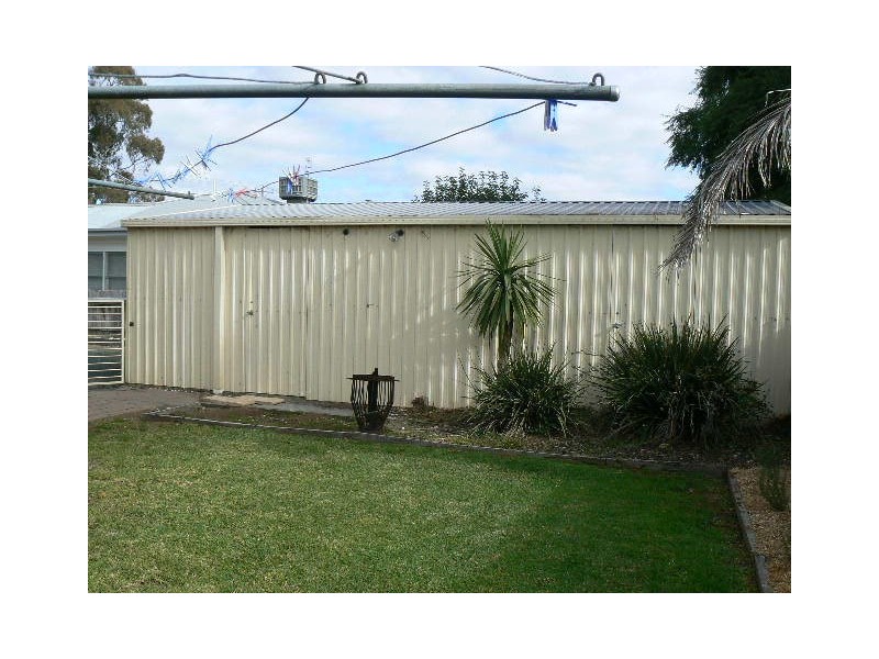 42 Simmie Street, Echuca VIC 3564