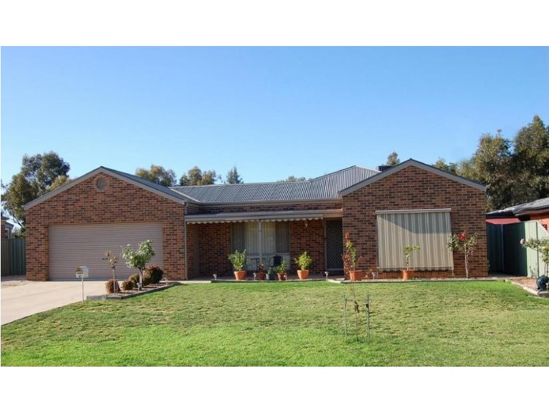 47 Woodlands Circuit, Echuca VIC 3564