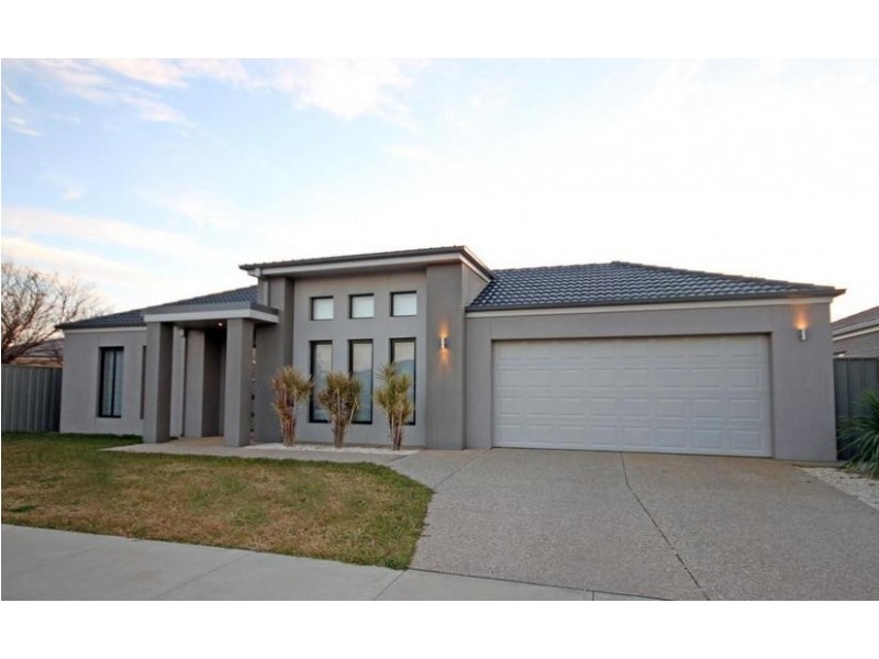 6 Westin Place, Echuca VIC 3564
