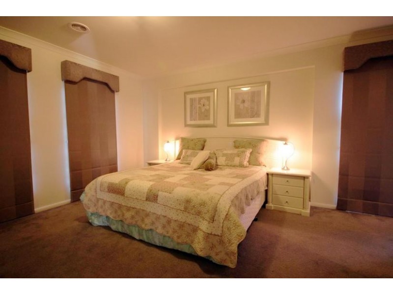 6 Westin Place, Echuca VIC 3564