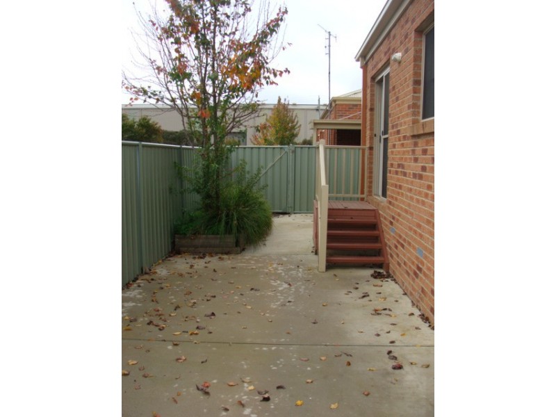 2/140 Bowen Street, Echuca VIC 3564