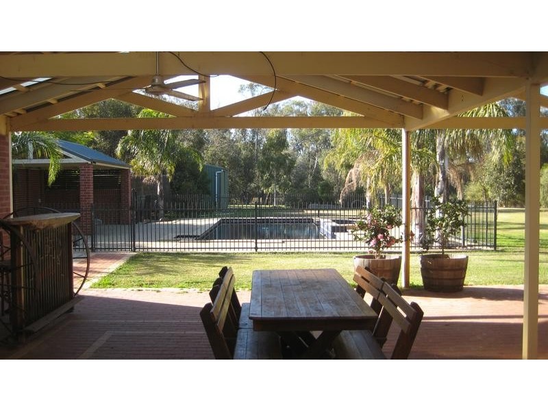 109 Schoeffel Drive, Echuca VIC 3564