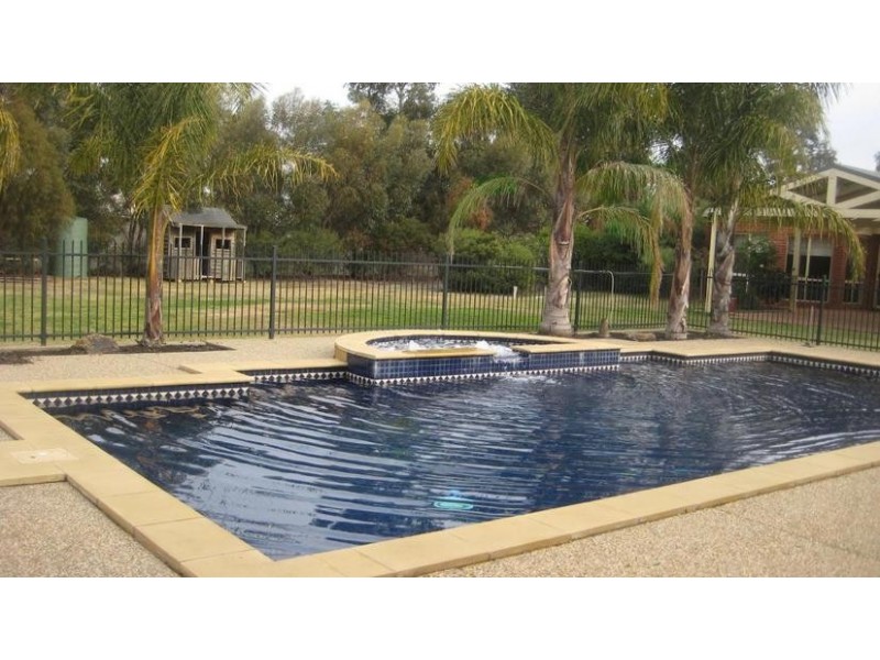 109 Schoeffel Drive, Echuca VIC 3564