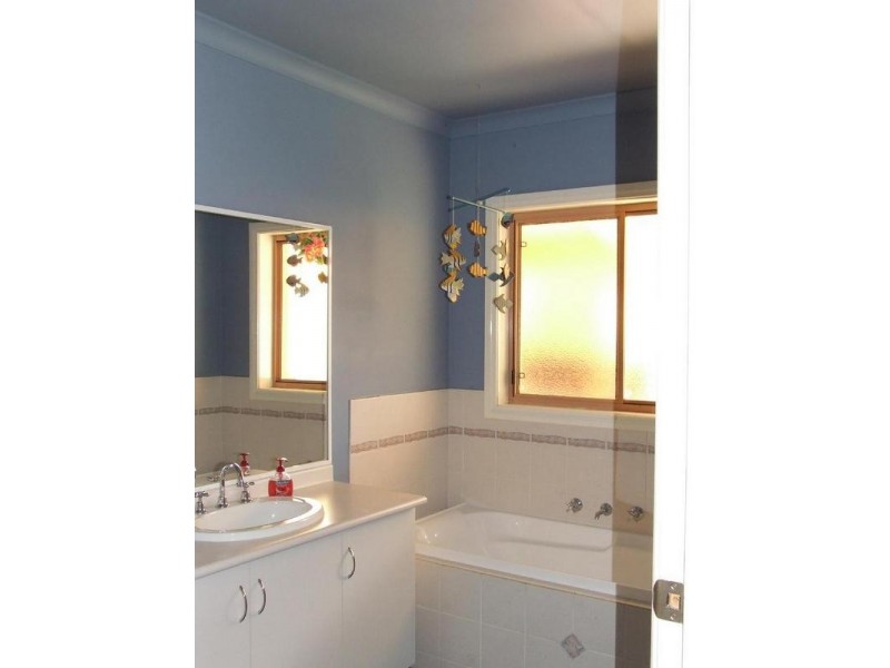 37 Wharparilla Drive, Echuca VIC 3564