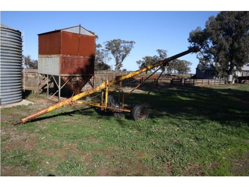 1 Caloola Road, Moama NSW 2731