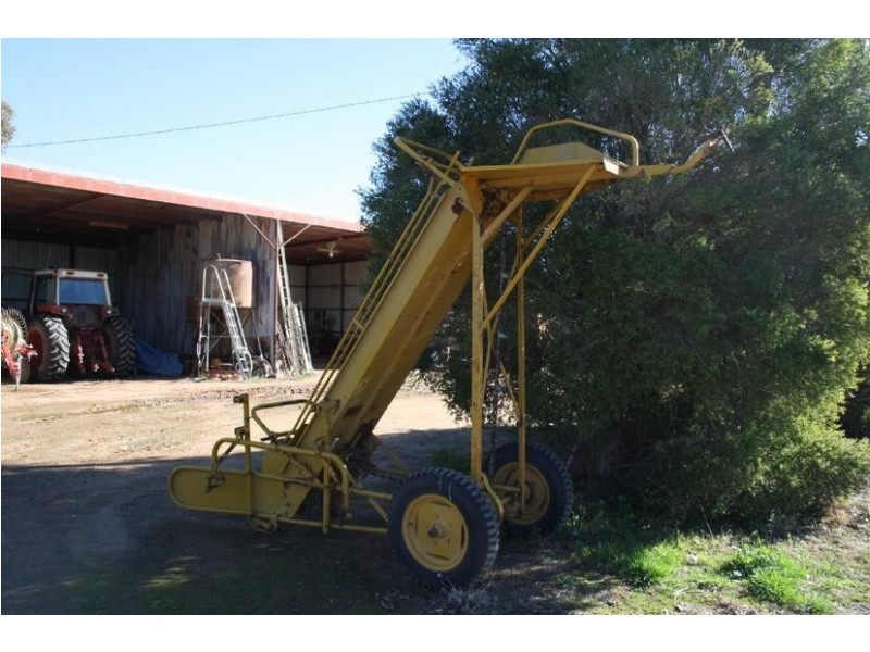 1 Caloola Road, Moama NSW 2731