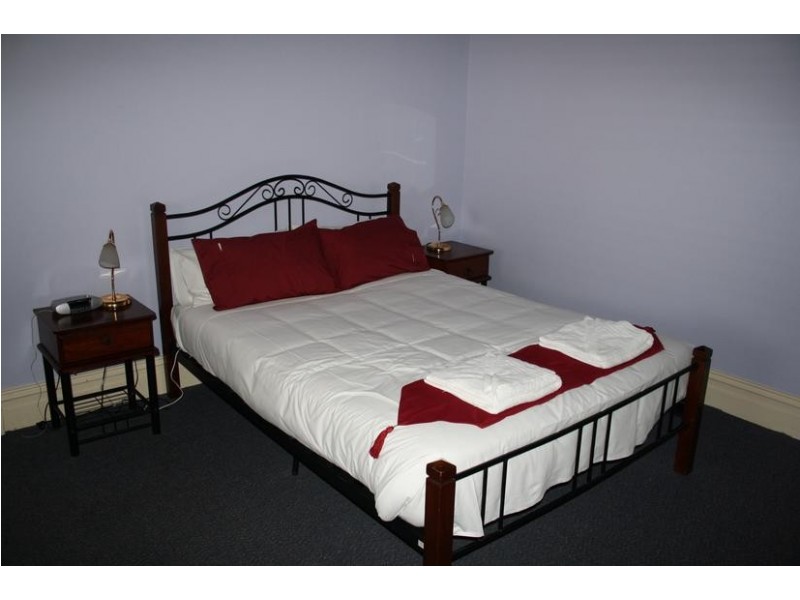 49 Moore, Rochester VIC 3561