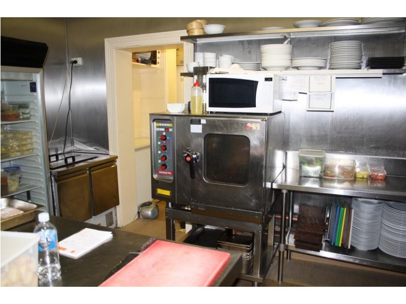 49 Moore, Rochester VIC 3561