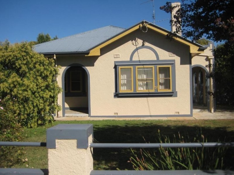 37 Hare St, Echuca VIC 3564